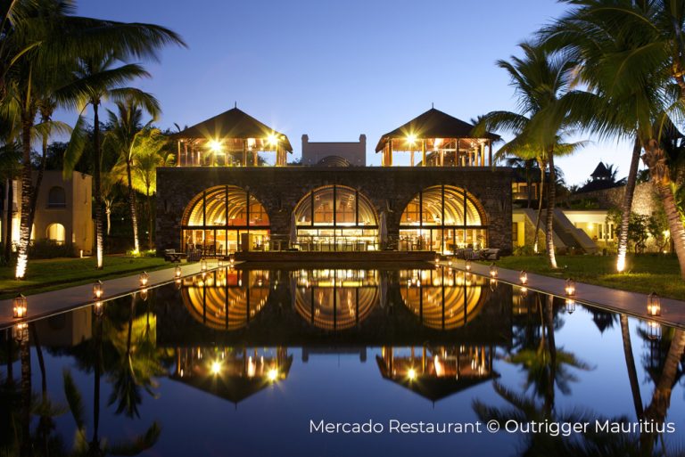 outrigger-mauritius-beach-resort-dining-mercado-ext3 Credited