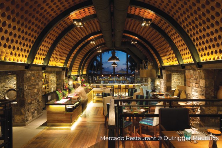 outrigger-mauritius-beach-resort-dining-mercado-interior Credited
