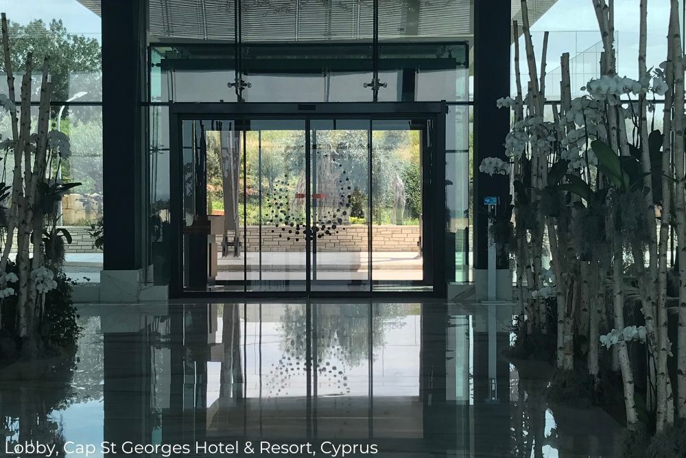Lizzi Spain blog Cap St Georges Hotel & Resort Cyprus lobby fish ceiling 16Mar23 (2)