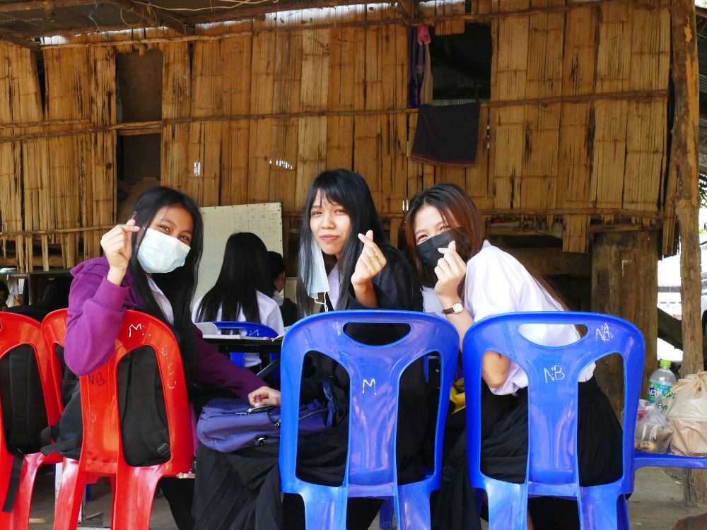 Safe Child Thailand school girls 04Apr23