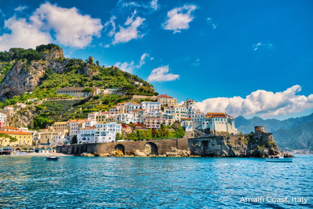 Amalfi coast Italy destination page 03Aug23