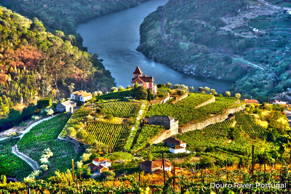 Douro River, Portugal destination page 17Aug23