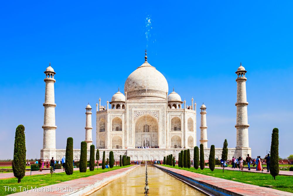 The Taj Mahal, India crowds 2 12Oct23