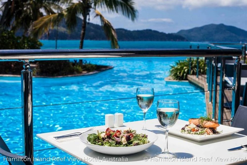 Lizzi's Luxury Edit_ A guide to luxury Australia Hamilton Island Reef View Hotel table 24Oct23